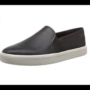 Vince Women’s Blair Slip-On Sneaker Size 9